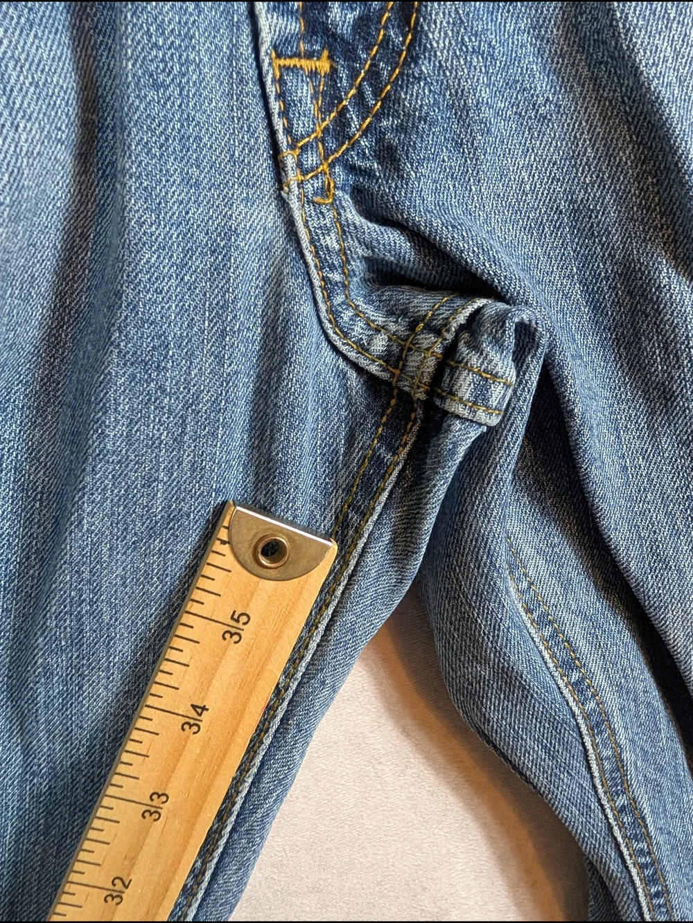 Cinch White Label Relaxed Straight Jeans Men's Size 32x38 Light Wash Denim